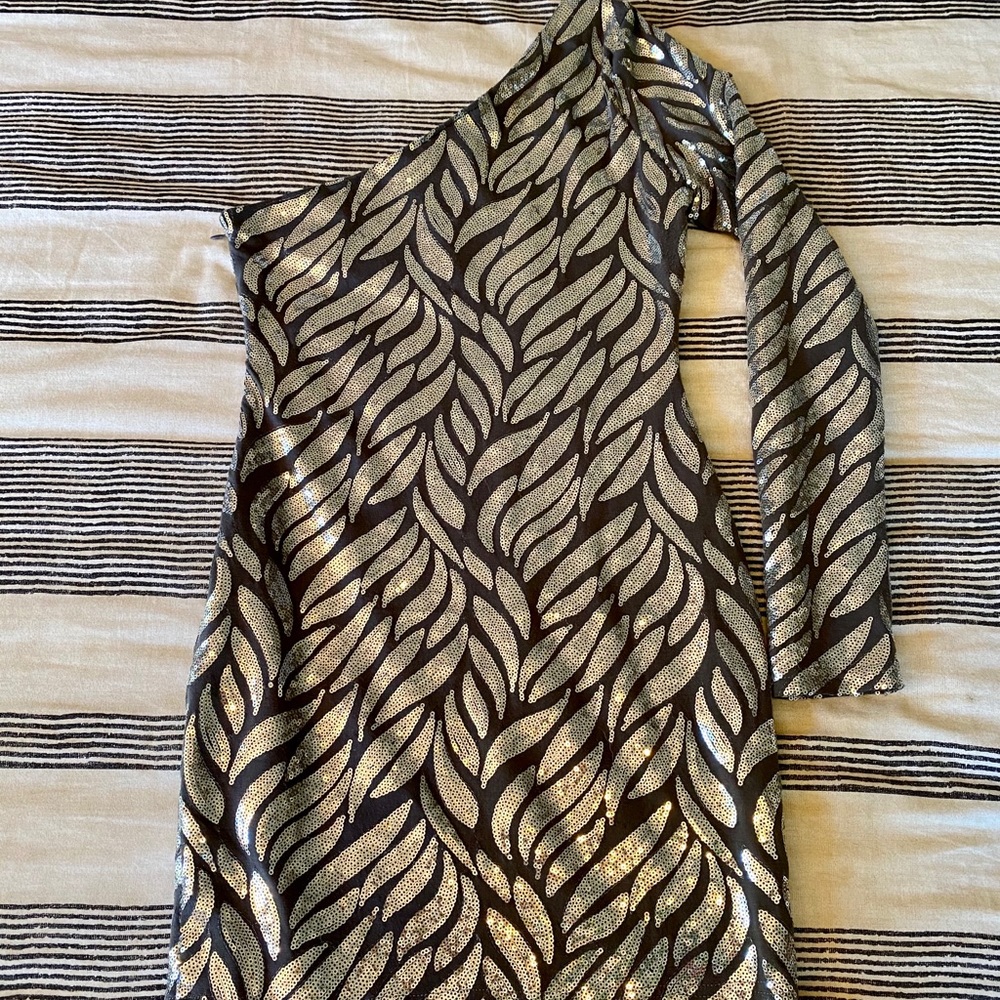 Sequin One-Shoulder Dress - Picture 7 of 9